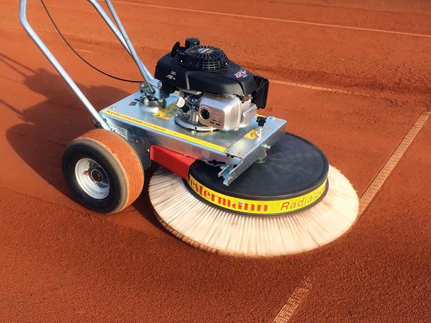 WR 870 Honda - GXV160 OHV technology - Wire Brush